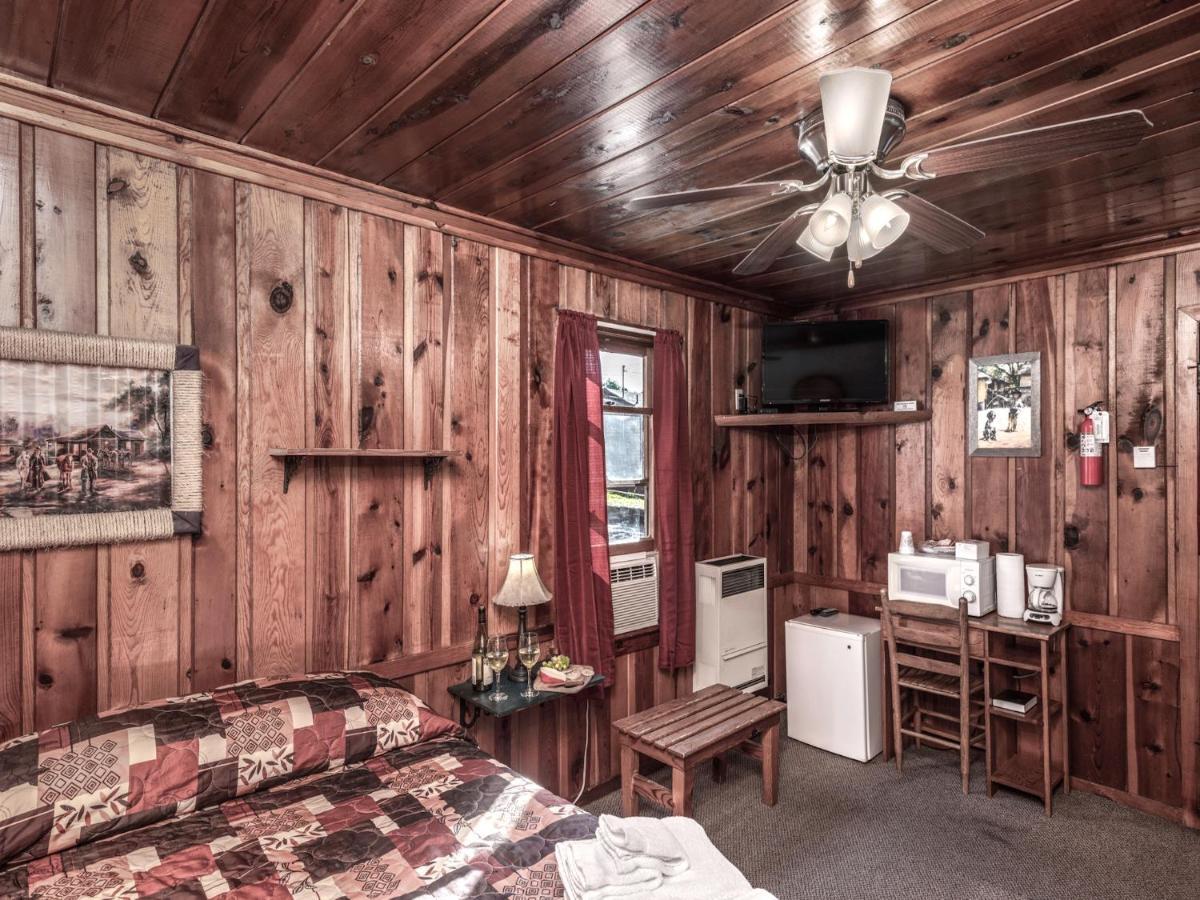 Apache Village 3, Queen Bed, Midtown, Sleeps 2 Ruidoso Exterior foto