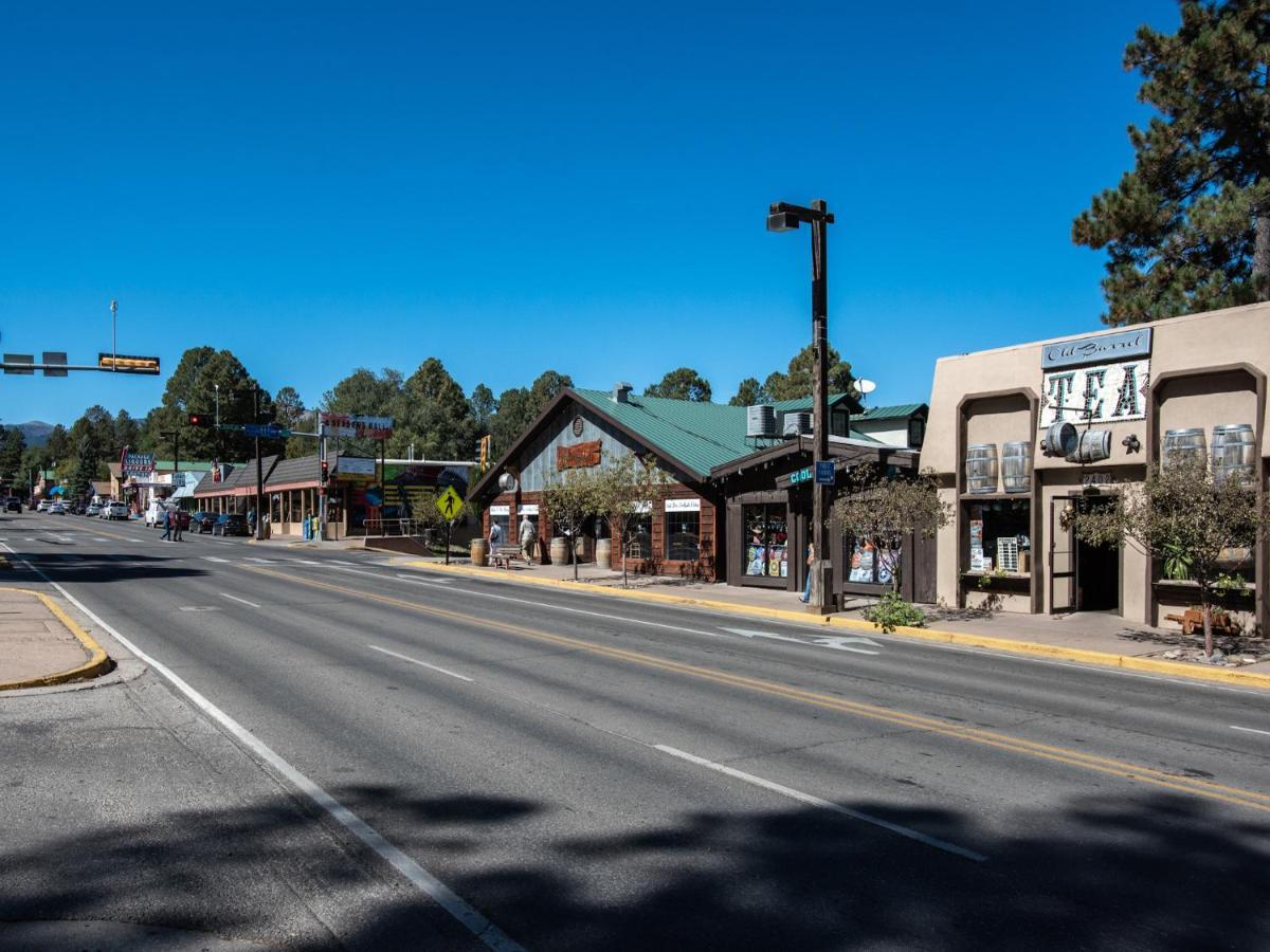 Apache Village 3, Queen Bed, Midtown, Sleeps 2 Ruidoso Exterior foto