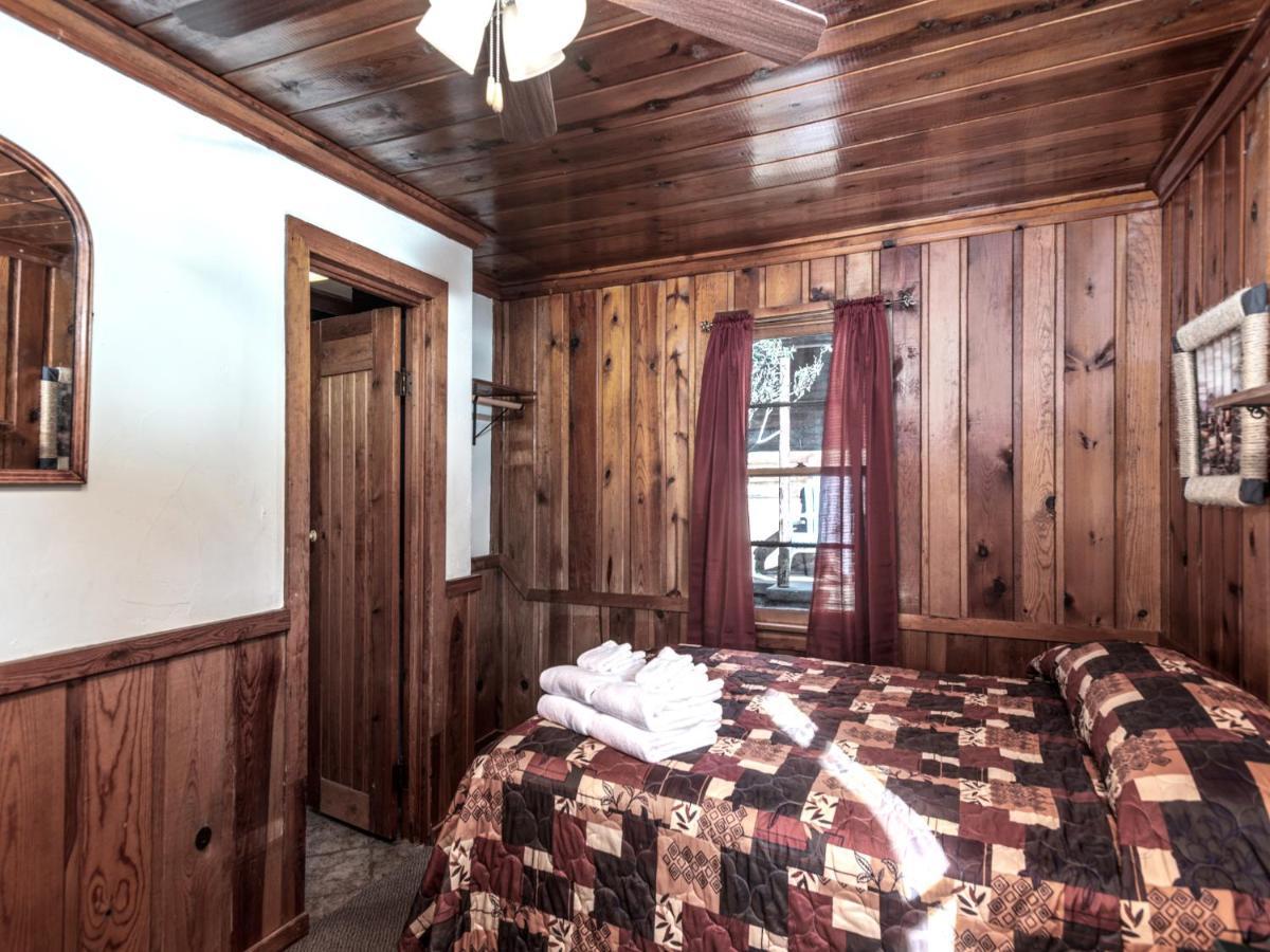Apache Village 3, Queen Bed, Midtown, Sleeps 2 Ruidoso Exterior foto